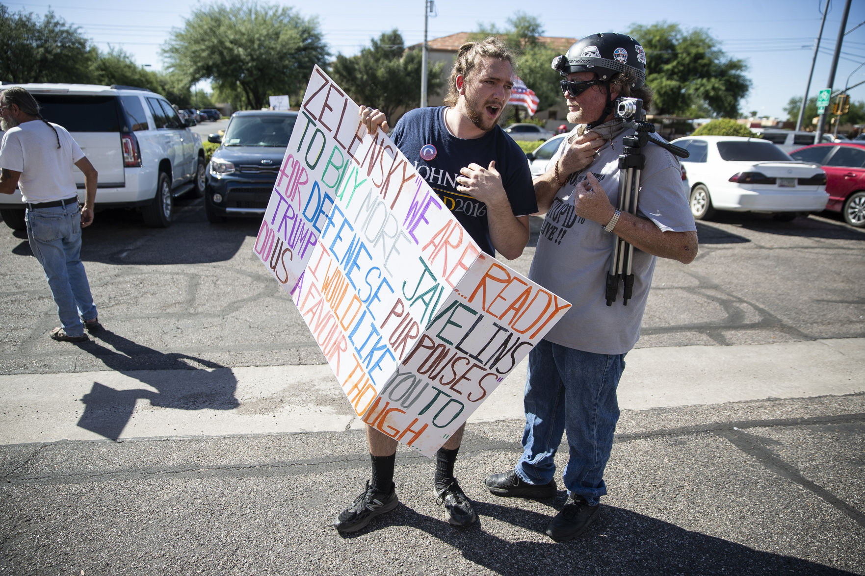 Anti-impeachment protest in Tucson